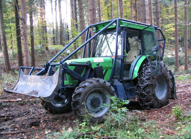 gozdarska verzija traktorja limb